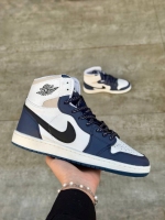 کتونی ساقدار Jordan جدید سرمه ای سفید کرم