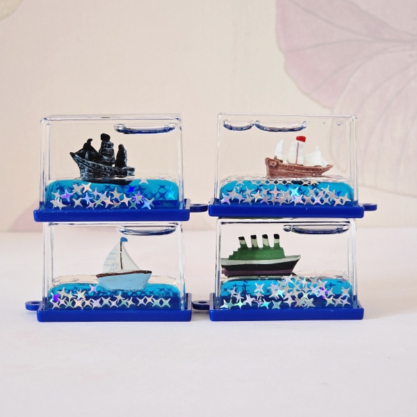 دکوری کشتی معلق کوچک