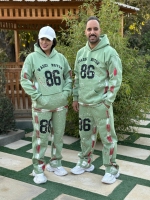 ست کاستوم هودی کلاهدار و شلواربگ سبز