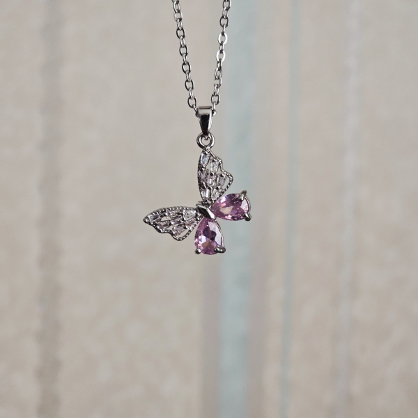 گردنبند استیل پروانه