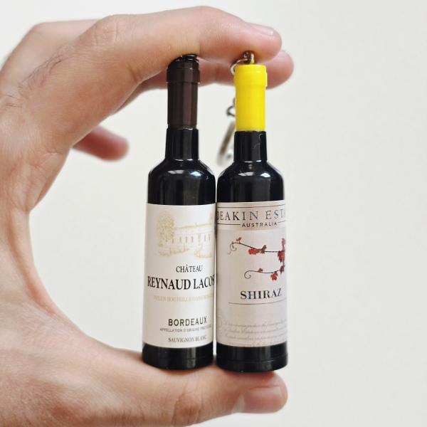 جاکلیدی شیشه مشروبی