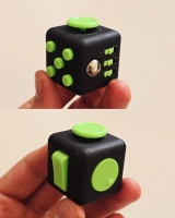 فیجت مکعب ضد استرس