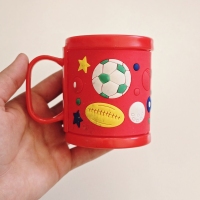 لیوان پلاستیکی نشکن