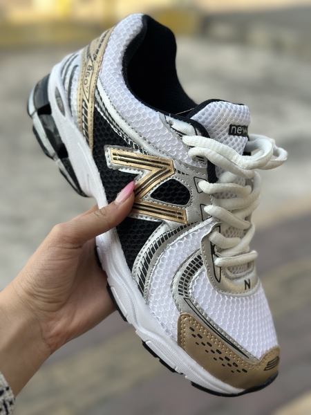 کتونی نیوبالانس 860