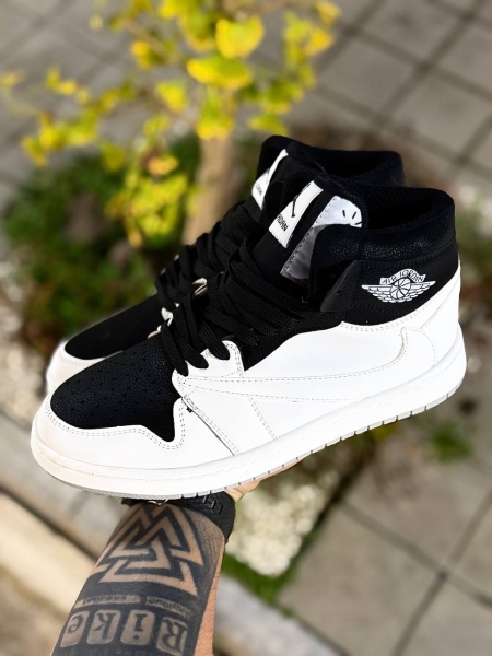 کتونی ساقدار JORDAN TRAVIS سفید مشکی