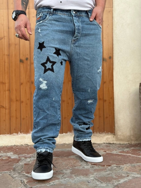 شلوار جین مام فیت زاپدار طرح STAR آبی روشن