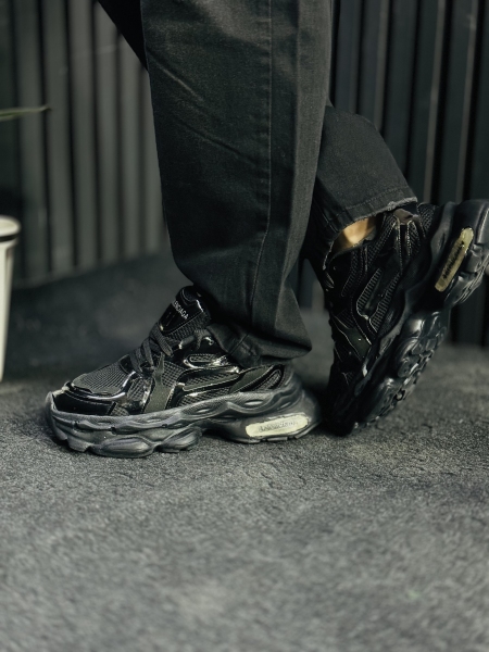 کتونی بالنسیاگا