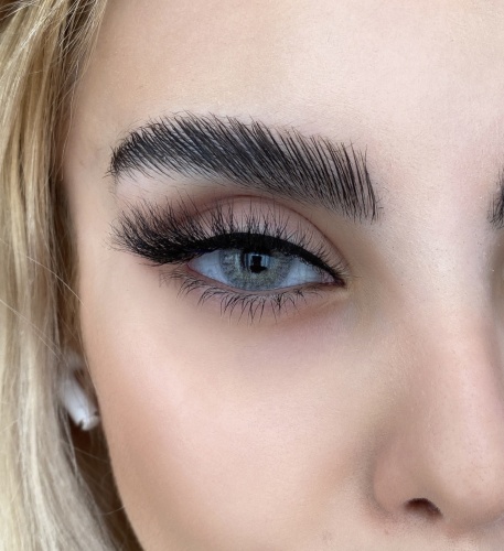 مژه یکسره vip دنباله دار بوته ای ضربدری