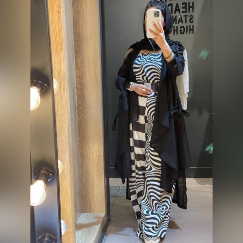 ست نیم تنه دکلته و شلواربگی