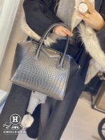کیف ژیوانژی