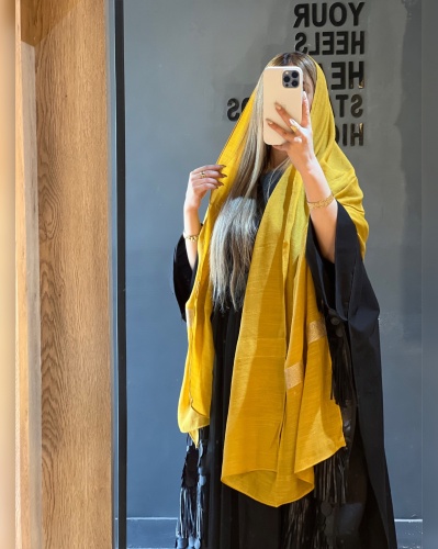 شال نوار دوزی شده