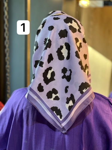 روسری کوتاه