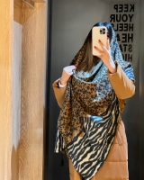 شال موهر طرح پلنگی و ببری