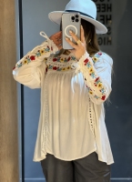 بلوز ترک گلدوزی شده