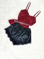 تاپ و شلوارک زرشکی مشکی با تور مژه