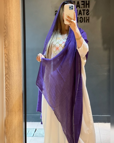 شال پلیسه منگوله دار