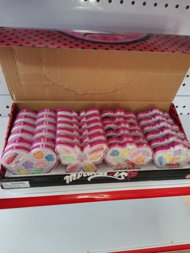 سایه آرایشی