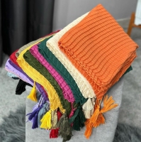 شال پلیسه نخی