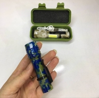 چراغ قوه پلیسی