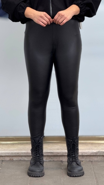 شلوار لگ چرم