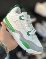 کتونی jordan 4 سفید سبز