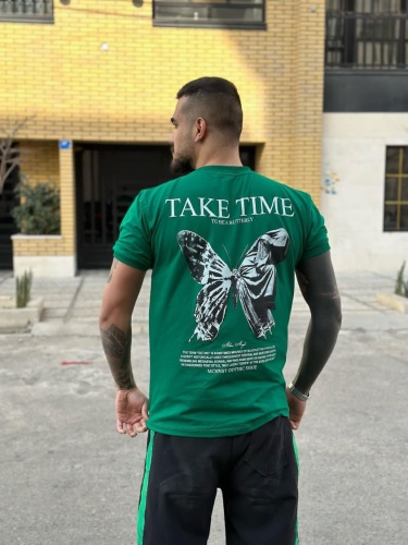 تی شرت طرح پروانه رنگ سبز