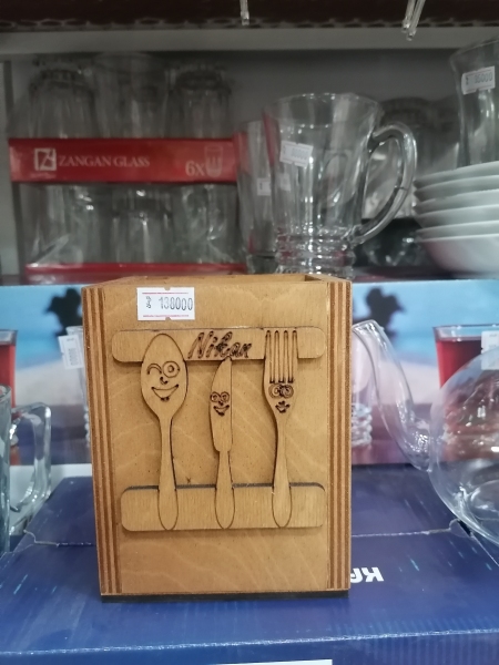 استند قاشق و چنگال