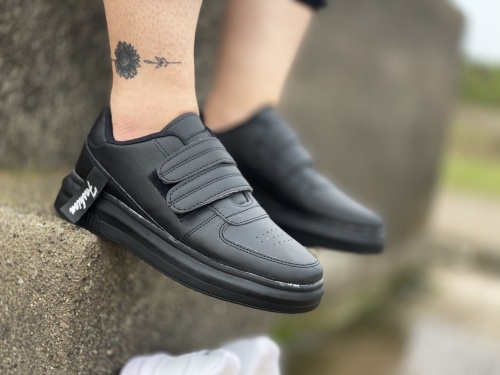 کتونی سایز میانه Vans جدید مشکی تمام