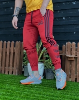 شلوار اسلش Adidas قرمز پایین چاپ مشکی