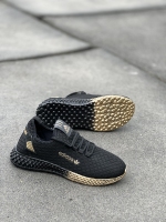 کتونی سایز میانه Adidas مشکی طلایی