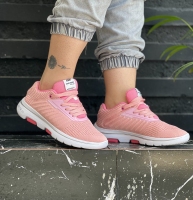 کتونی سایز میانه SKECHERS صورتی