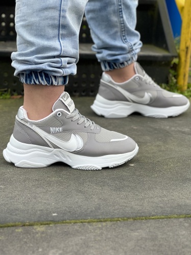 کتونی اسپرت دخترانه NIKE طوسی