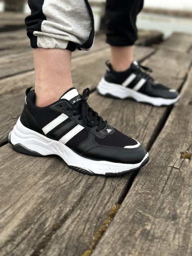کتونی اسپرت دخترانه adidas مشکی سفید
