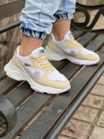 کتونی اسپرت دخترانه NIKE کرم
