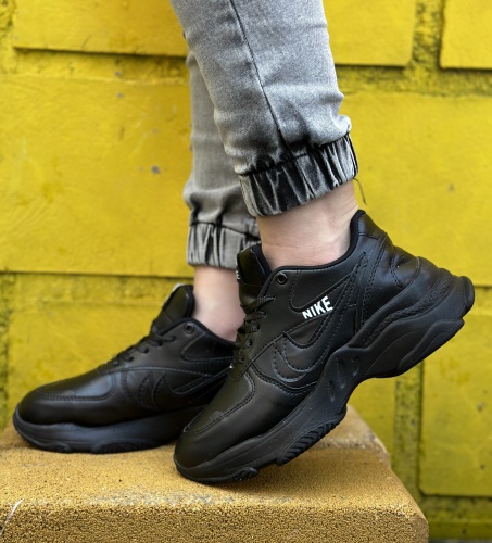 کتونی دخترانه NIKE مشکی تمام
