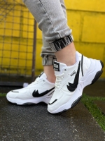 کتونی دخترانه NIKE سفید مشکی