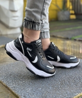 کتونی دخترانه NIKE مشکی سفید