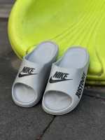 دمپایی YEEZY مدل NIKE طوسی