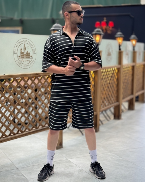 ست تیشرت و شلوارک مشکی یقه دار نیم زیپ