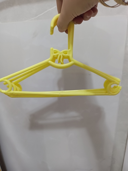 رخت آویز بچگانه