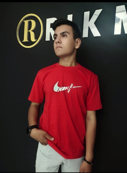 تیشرت رنگ قرمز مردانه