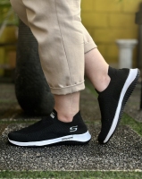 کتونی سایز میانه جورابی SKECHERS مشکی سفید