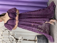 عروسکی دنباله دار