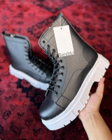 نیم بوت برشکا