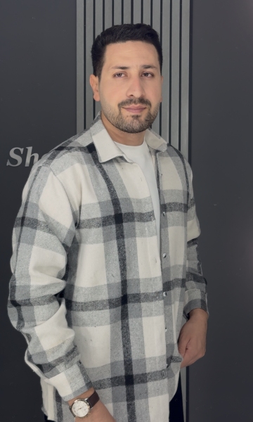 پیراهن پشمی سفید طوسی