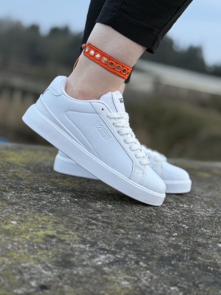 کفش کتونی سایز میانه VANS سفید تمام