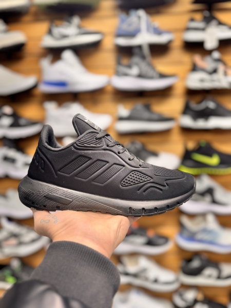 کتونی تزریق