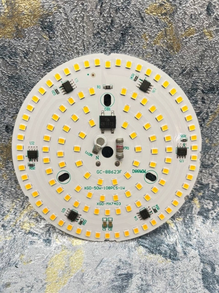 ال ای دی 50 وات 220 ولت آفتابی XGD