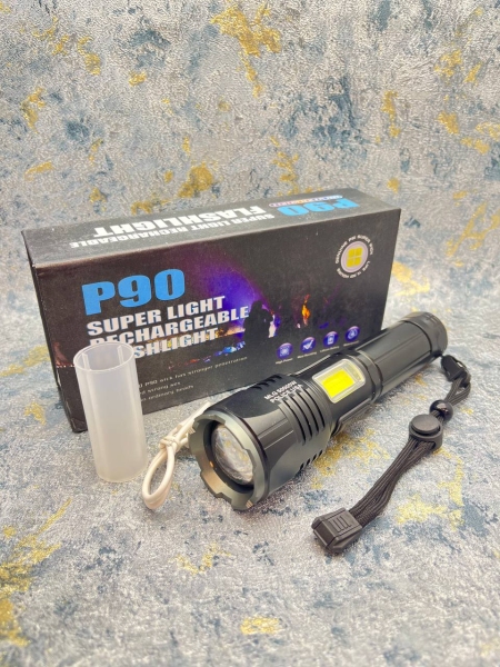 چراغ قوه P 90