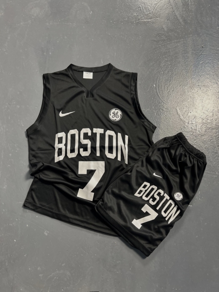 ست ورزشی Boston7